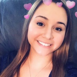 Meet your Posher, Brooke